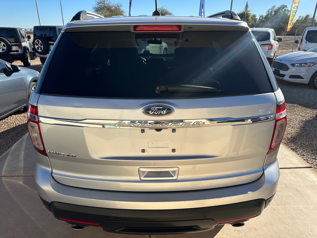 2015 Ford Explorer Image 5