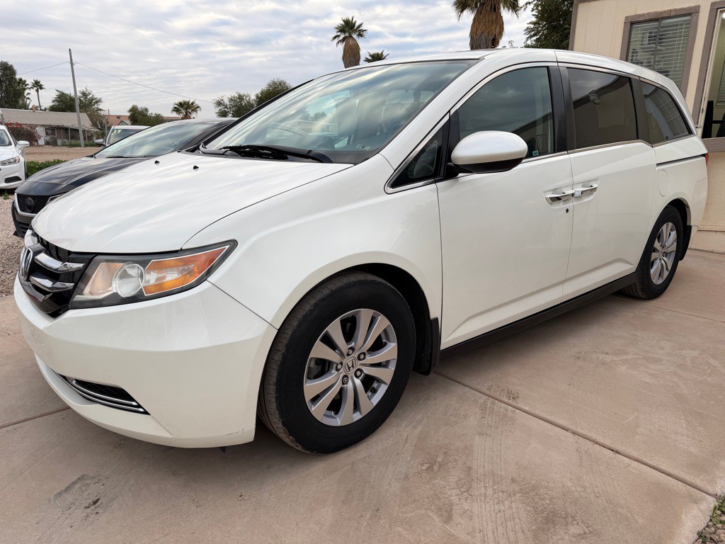2016 Honda Odyssey Image 1