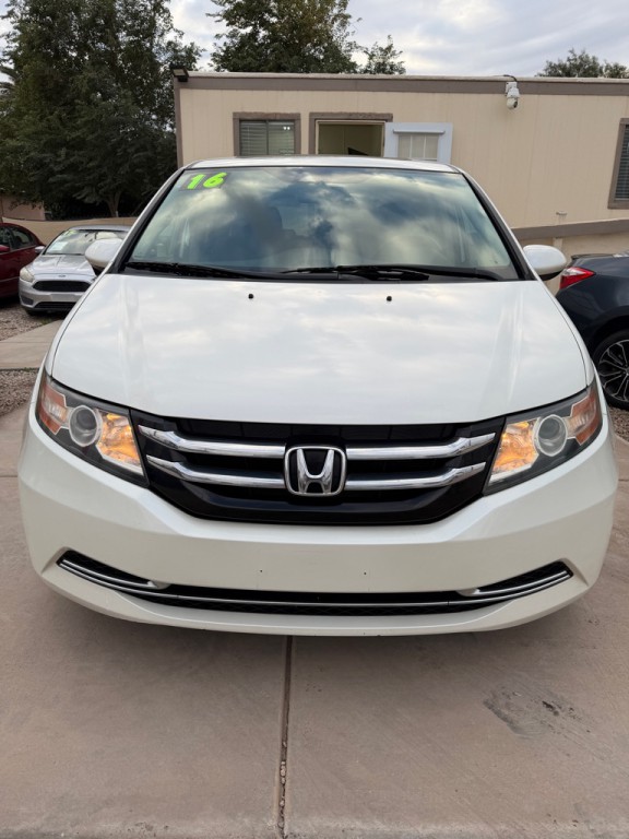 2016 Honda Odyssey Image 2