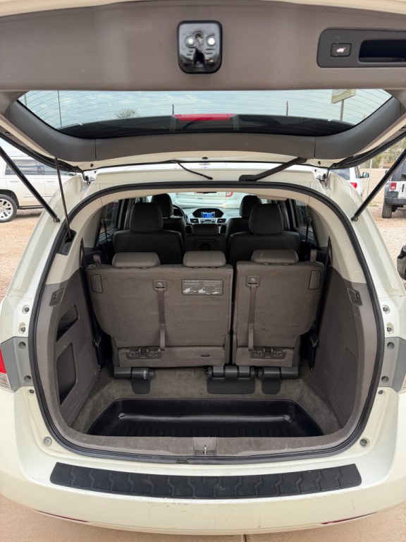 2016 Honda Odyssey Image 9