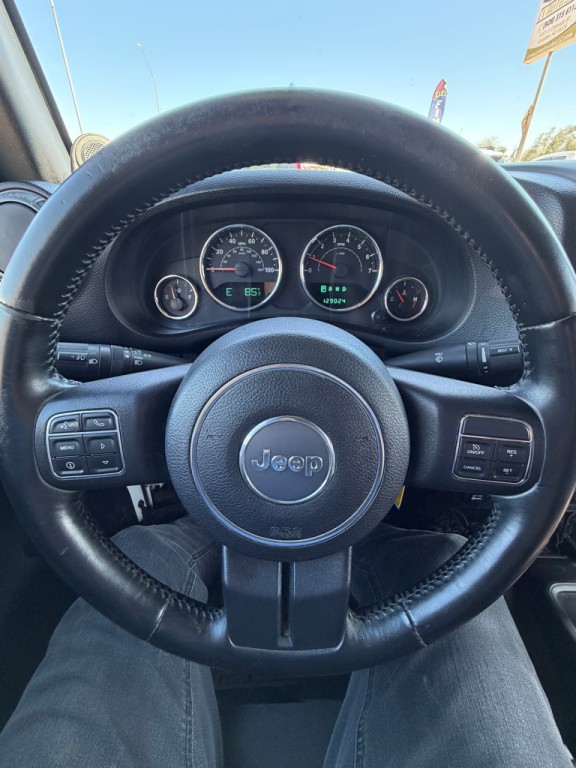 2014 Jeep Wrangler Image 11