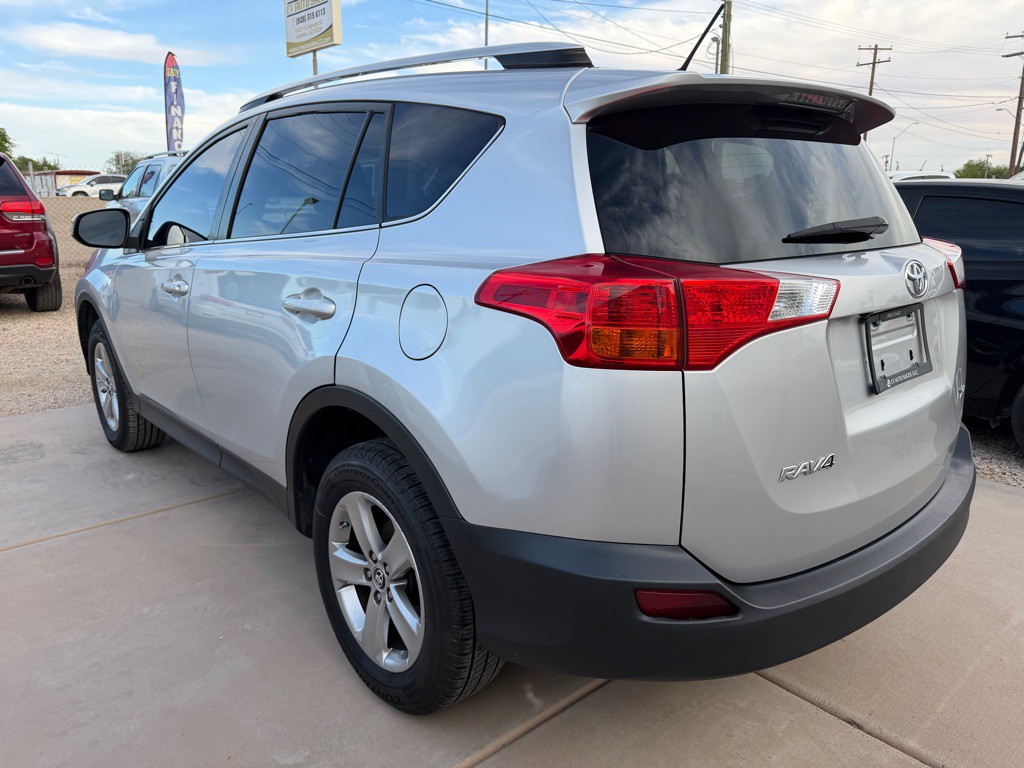 2015 Toyota Rav4 Image 6