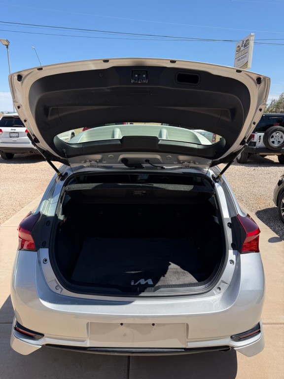 2018 Toyota Corolla Image 9