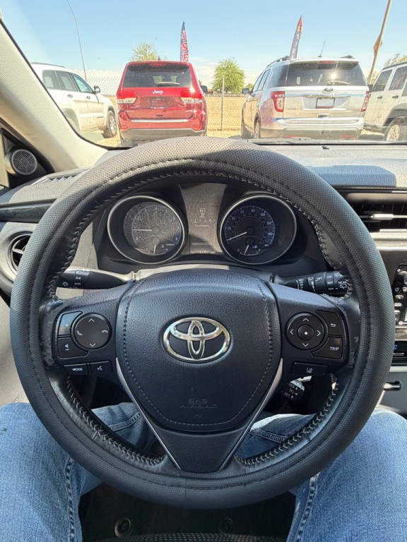 2018 Toyota Corolla Image 13
