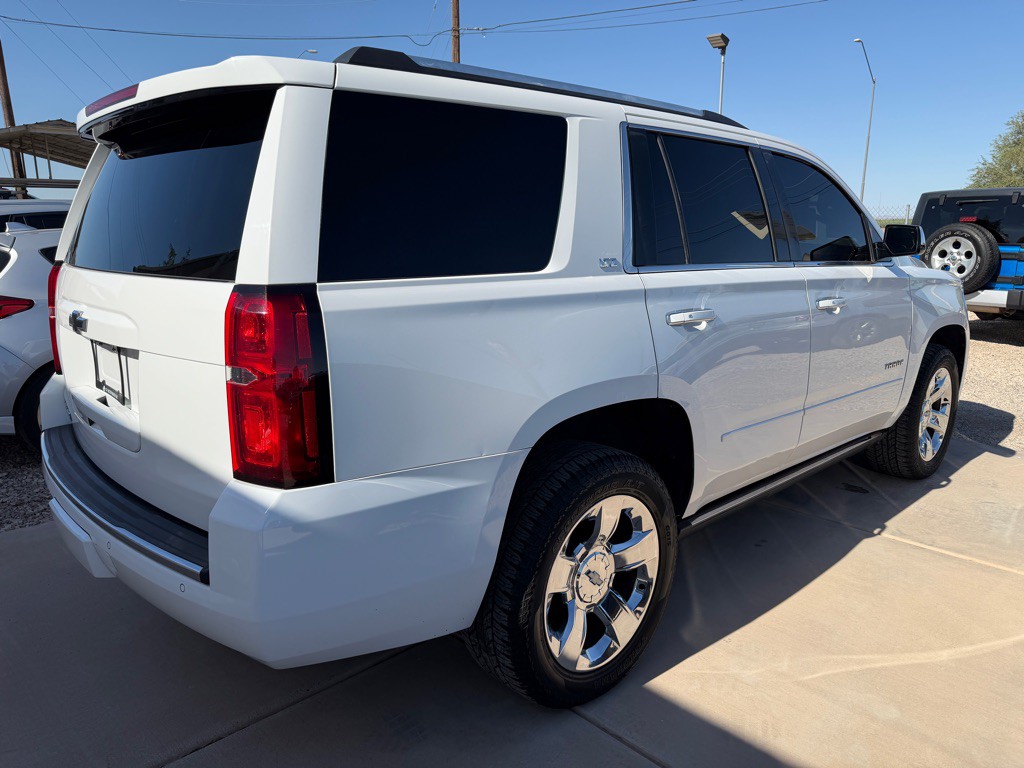 2015 Chevrolet Tahoe Image 4