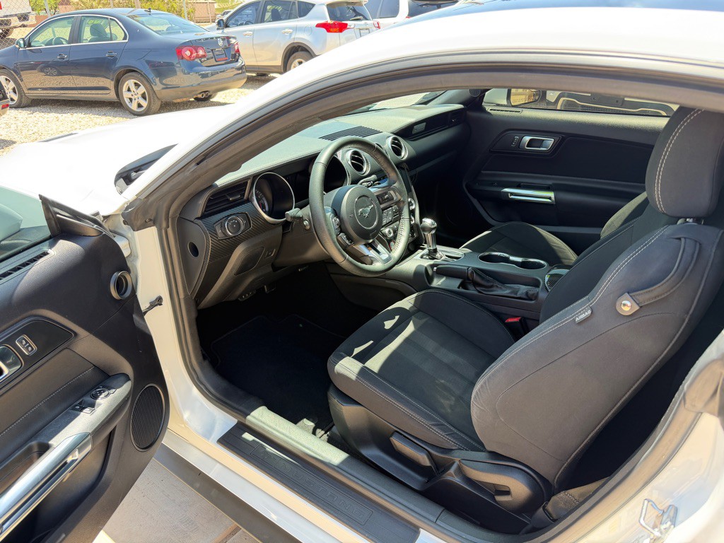 2019 Ford Mustang Image 7