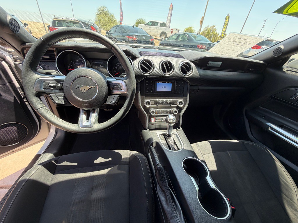 2019 Ford Mustang Image 10