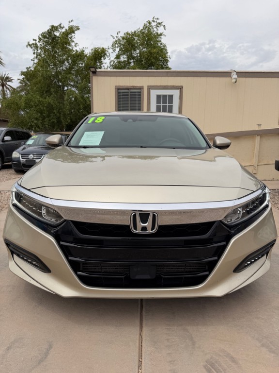 2018 Honda Accord Image 2