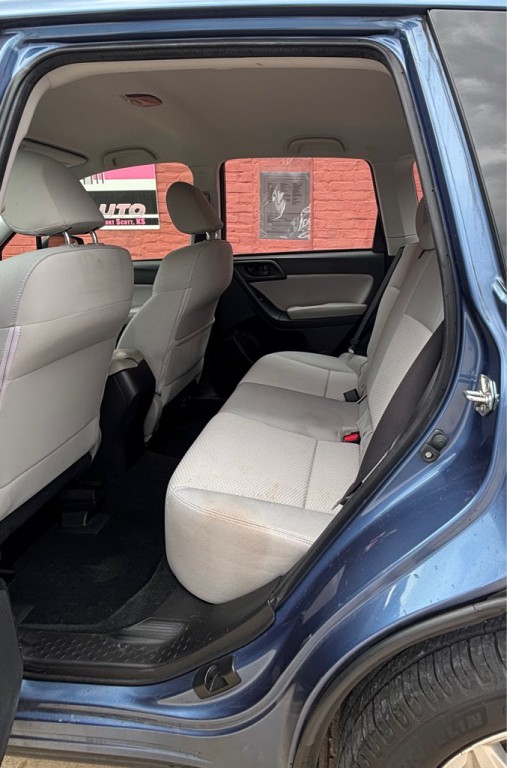 2016 Subaru Forester Image 5