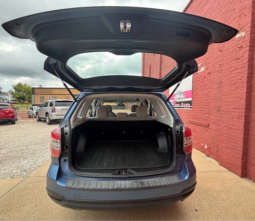 2016 Subaru Forester Image 7