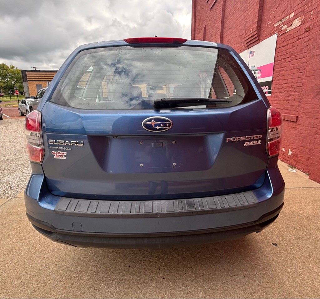 2016 Subaru Forester Image 8