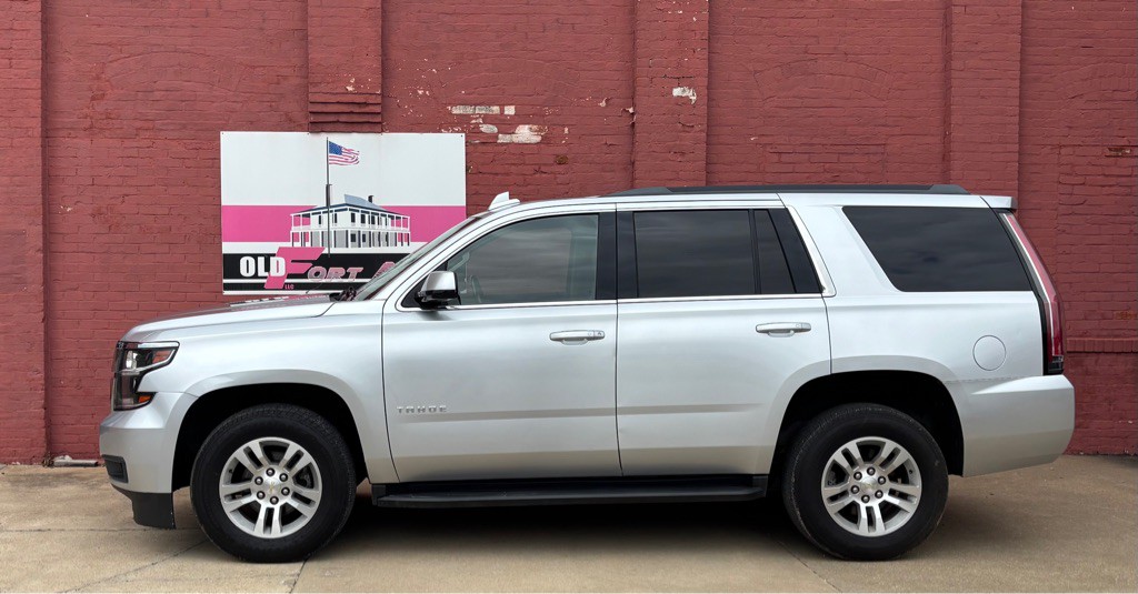 2018 Chevrolet Tahoe Image 2