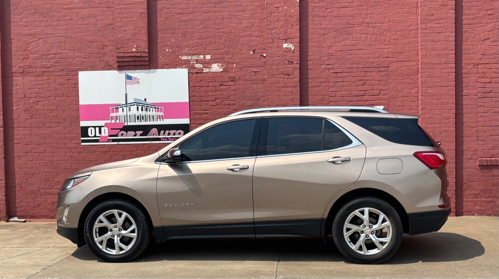 2019 Chevrolet Equinox Image 2