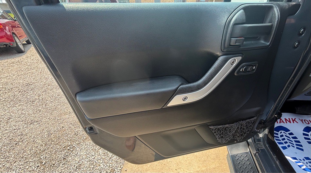 2016 Jeep Wrangler Unlimited Image 3