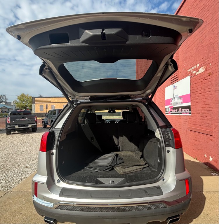 2017 GMC Terrain Image 8