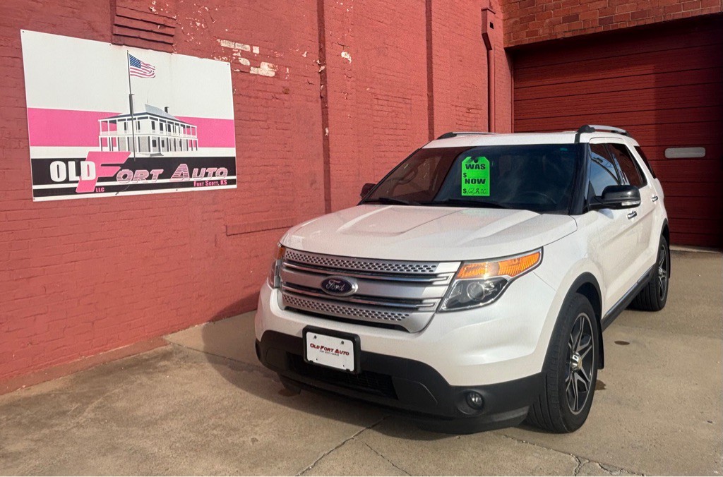 2014 Ford Explorer Image 1