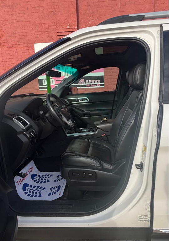 2014 Ford Explorer Image 4