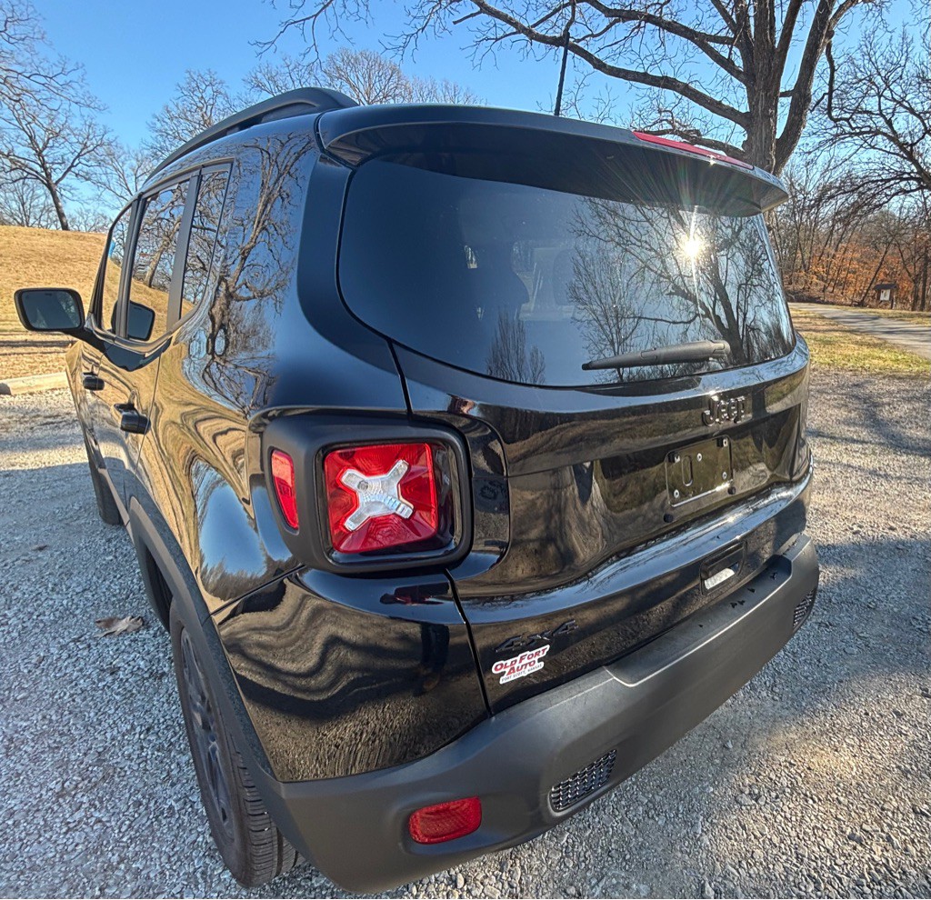 2021 Jeep Renegade Image 8