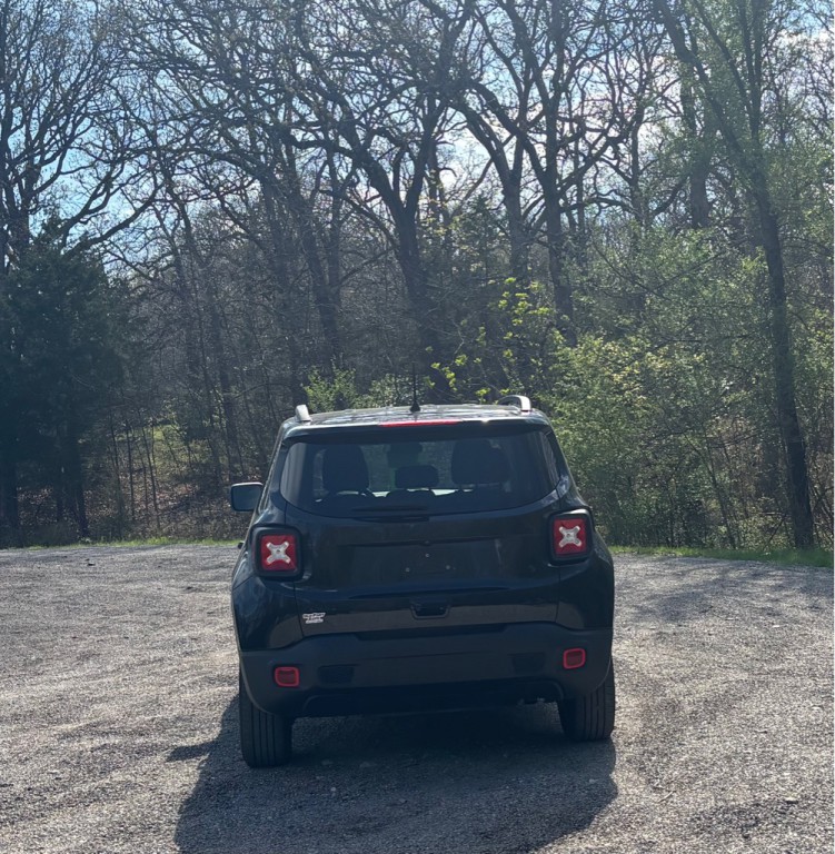 2021 Jeep Renegade Image 8