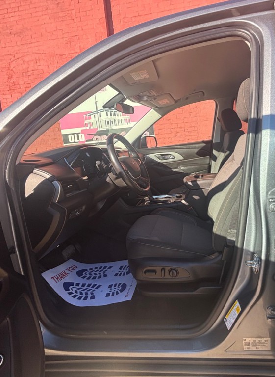 2018 Chevrolet Traverse Image 4