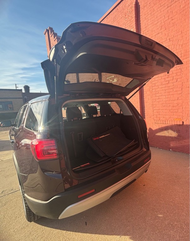 2018 GMC Acadia Image 8