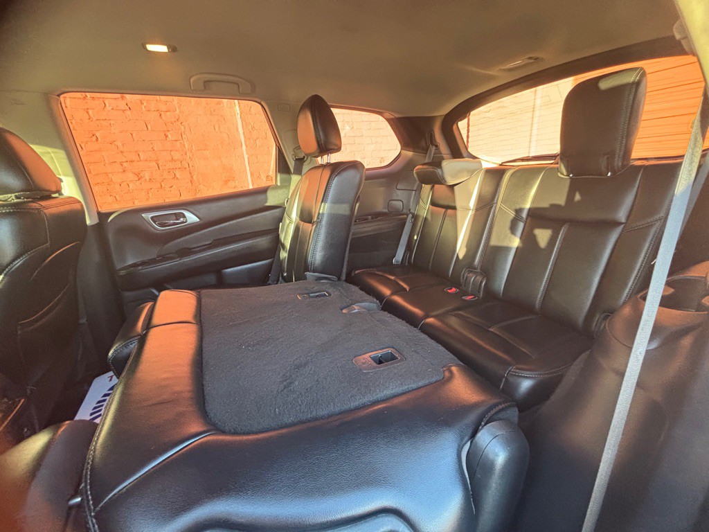 2019 Nissan Pathfinder Image 7
