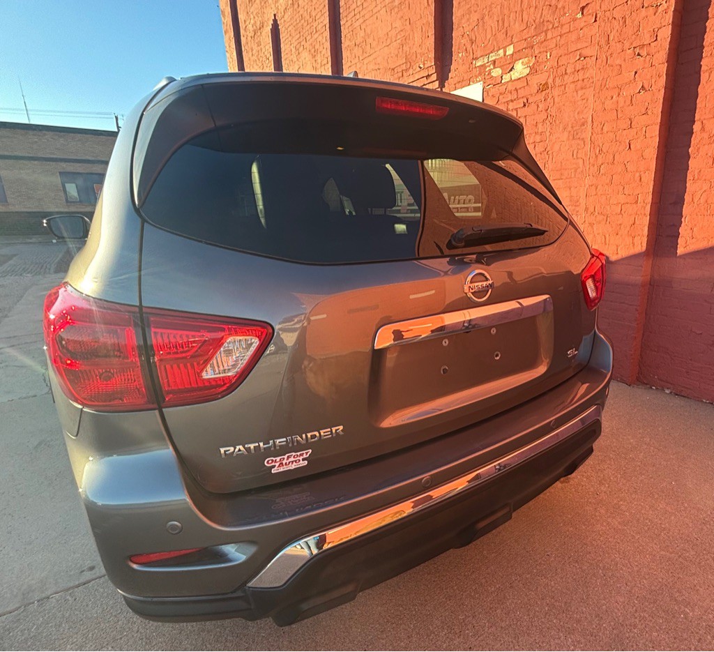 2019 Nissan Pathfinder Image 9