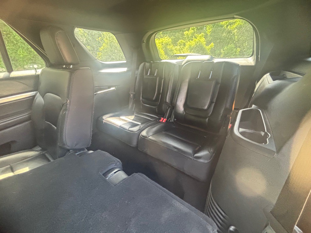 2019 Ford Explorer Image 5