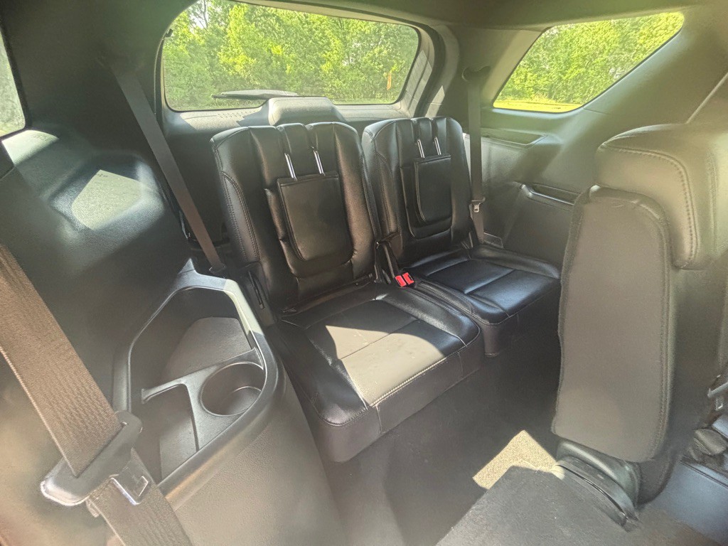2019 Ford Explorer Image 6