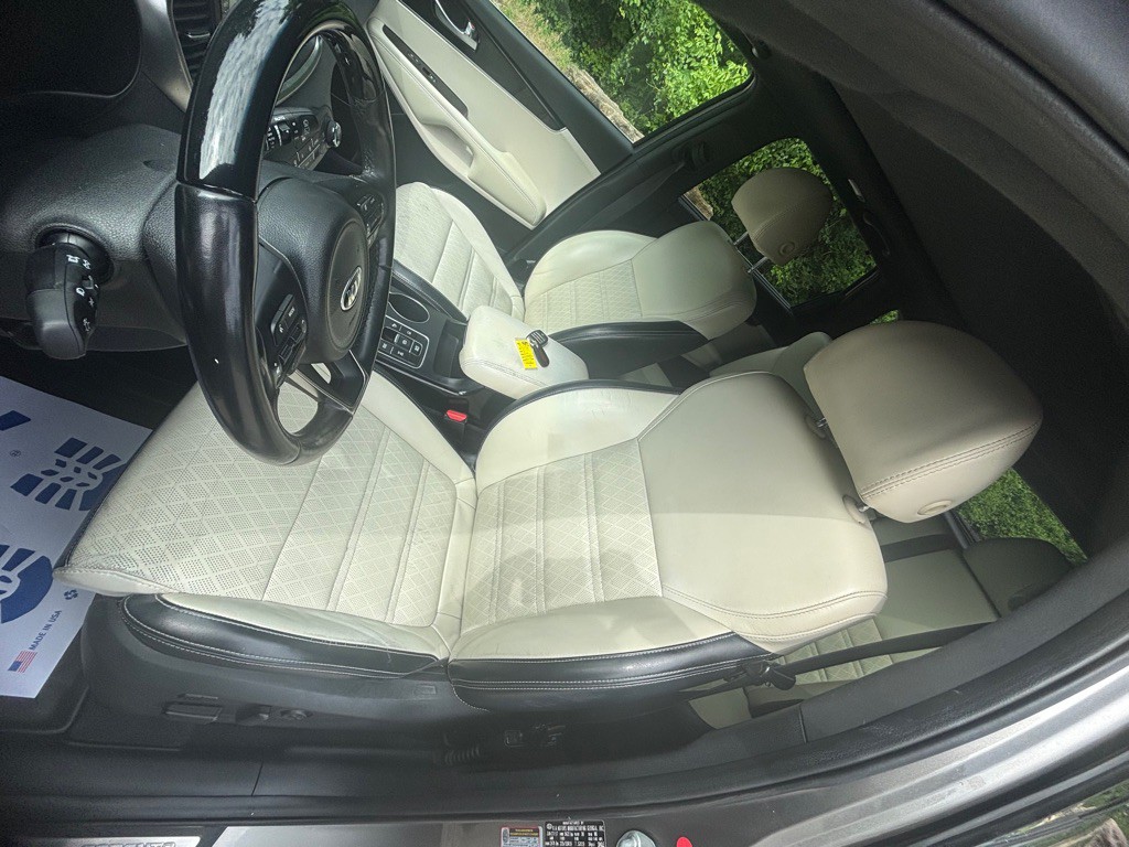 2018 Kia Sorento Image 3