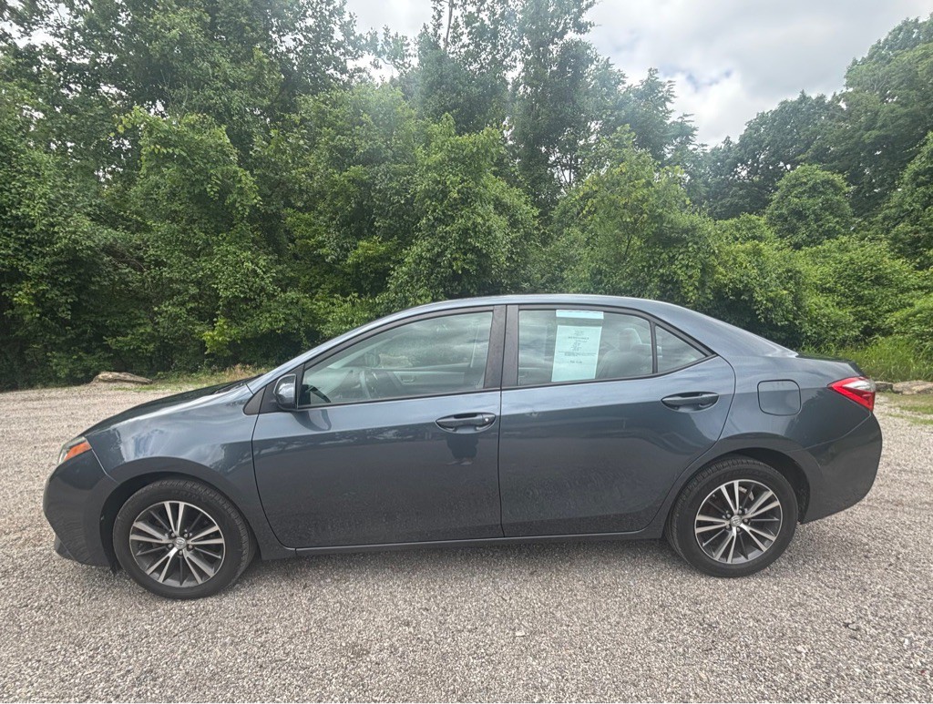 2016 Toyota Corolla Image 2