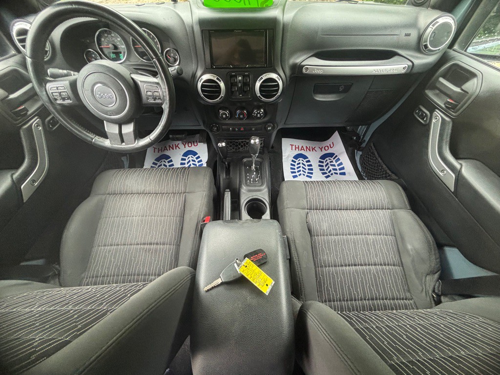 2012 Jeep Wrangler Unlimited Image 7
