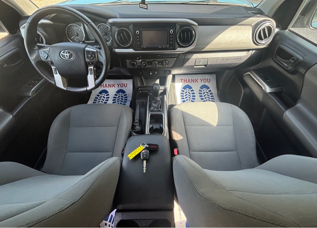 2019 Toyota Tacoma Image 4