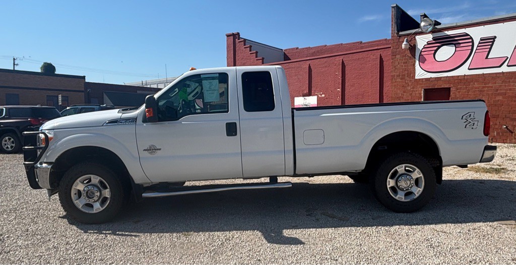 2012 Ford F-350 Image 2