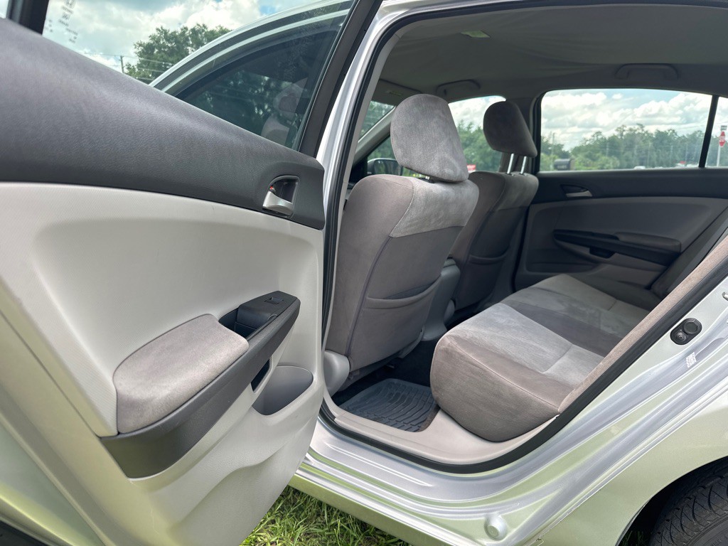 2010 Honda Accord Image 8