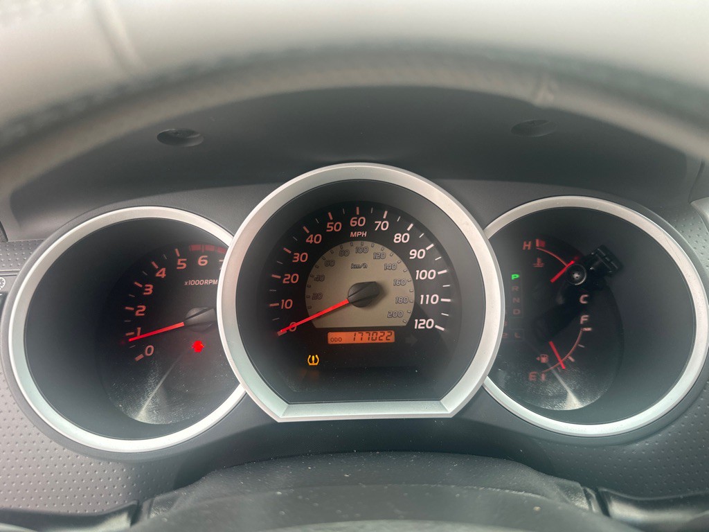 2010 Toyota Tacoma Image 7