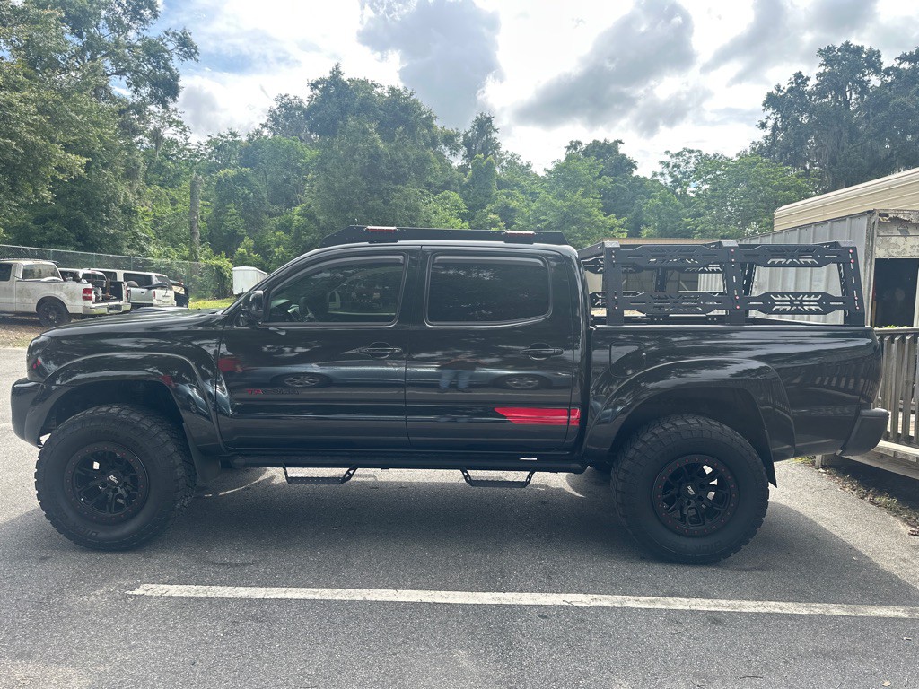 2010 Toyota Tacoma Image 17