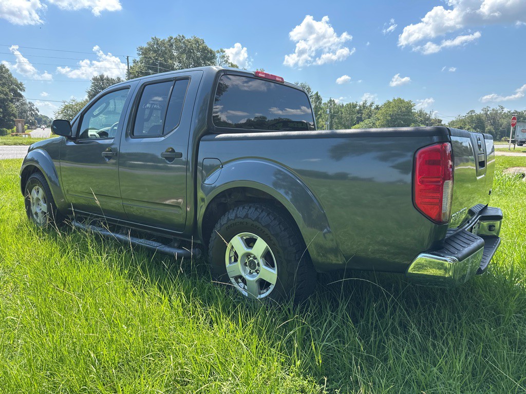 2007 Nissan Frontier Image 5
