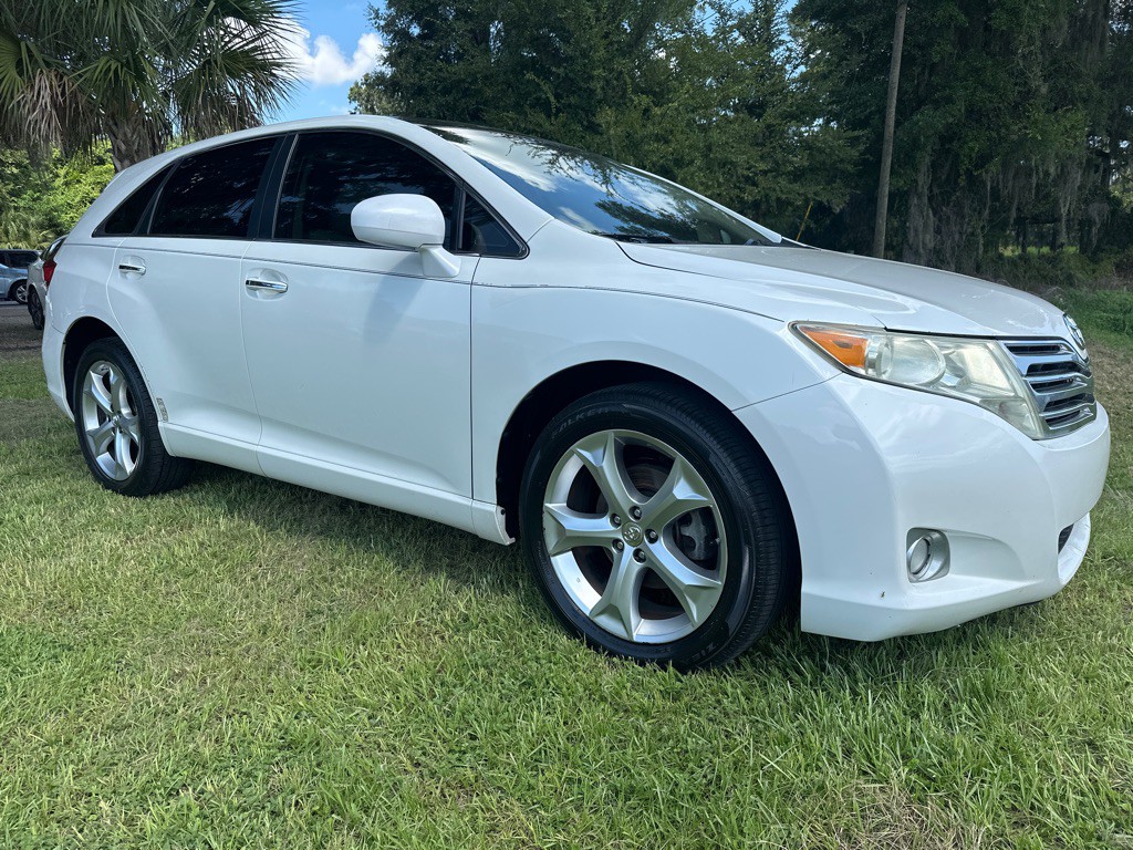 2009 Toyota Venza Image 2