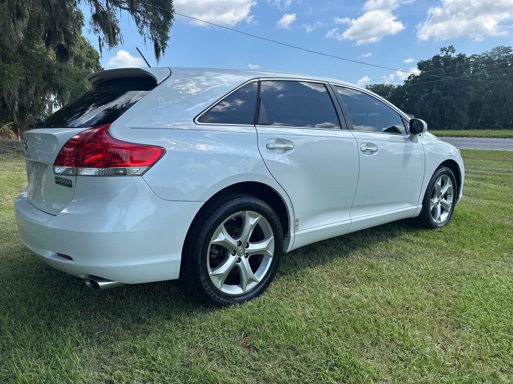 2009 Toyota Venza Image 3