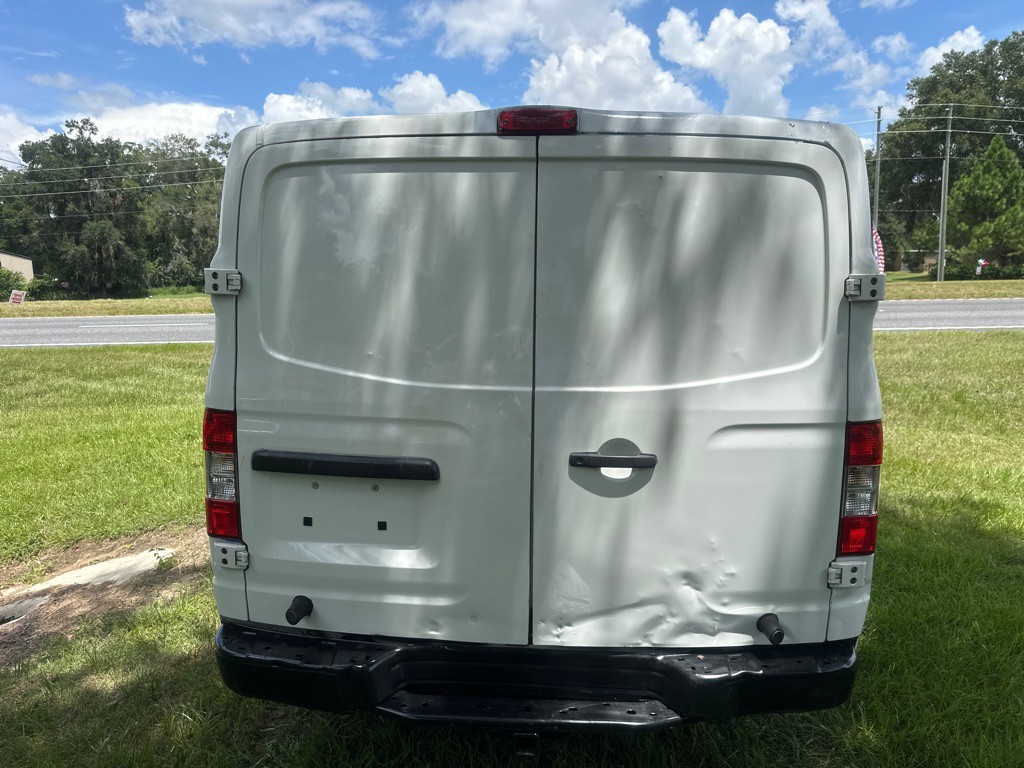 2017 Nissan NV Image 4
