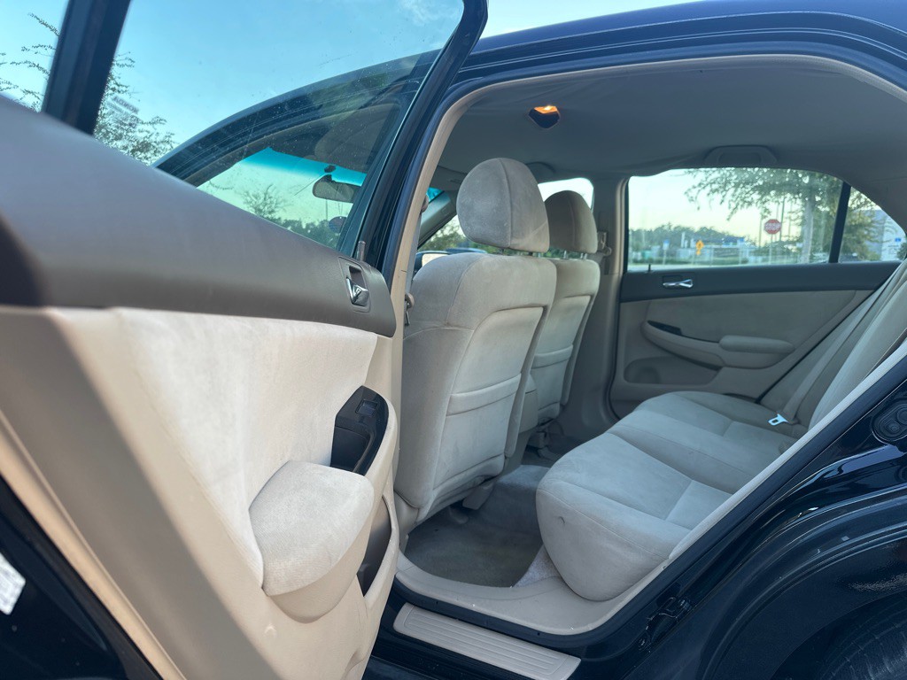 2007 Honda Accord Image 8
