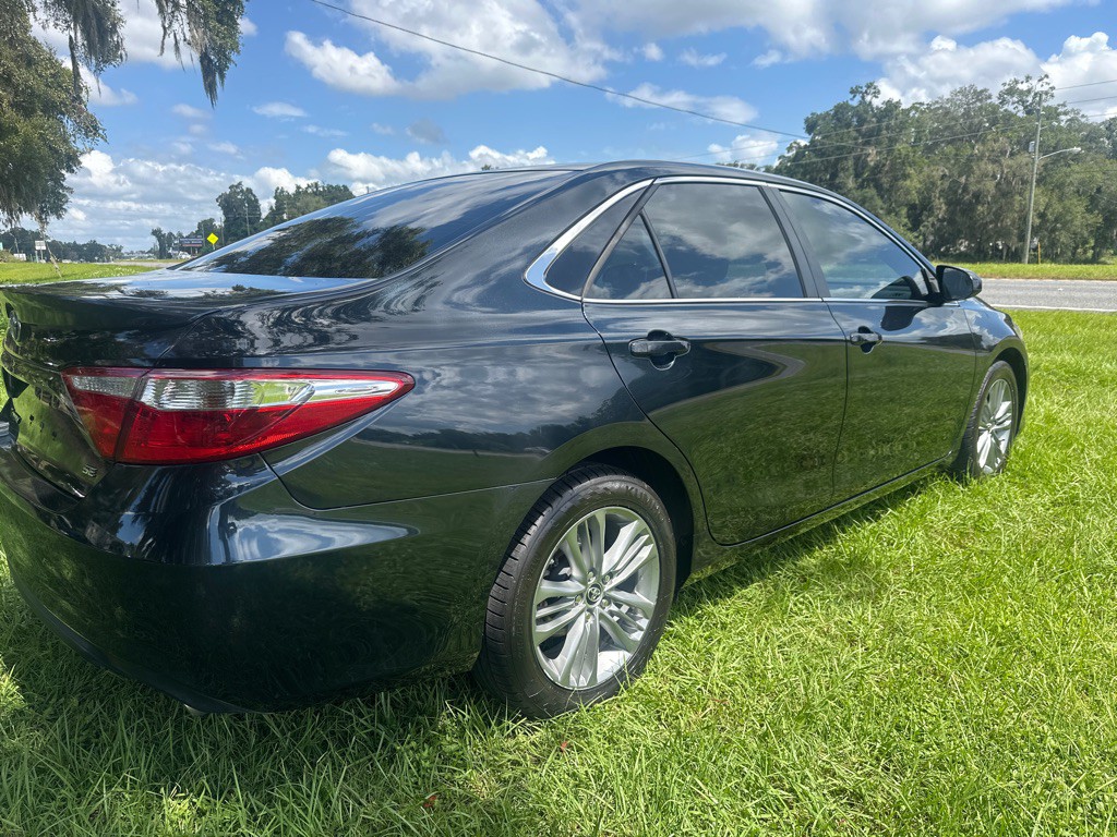2015 Toyota Camry Image 3