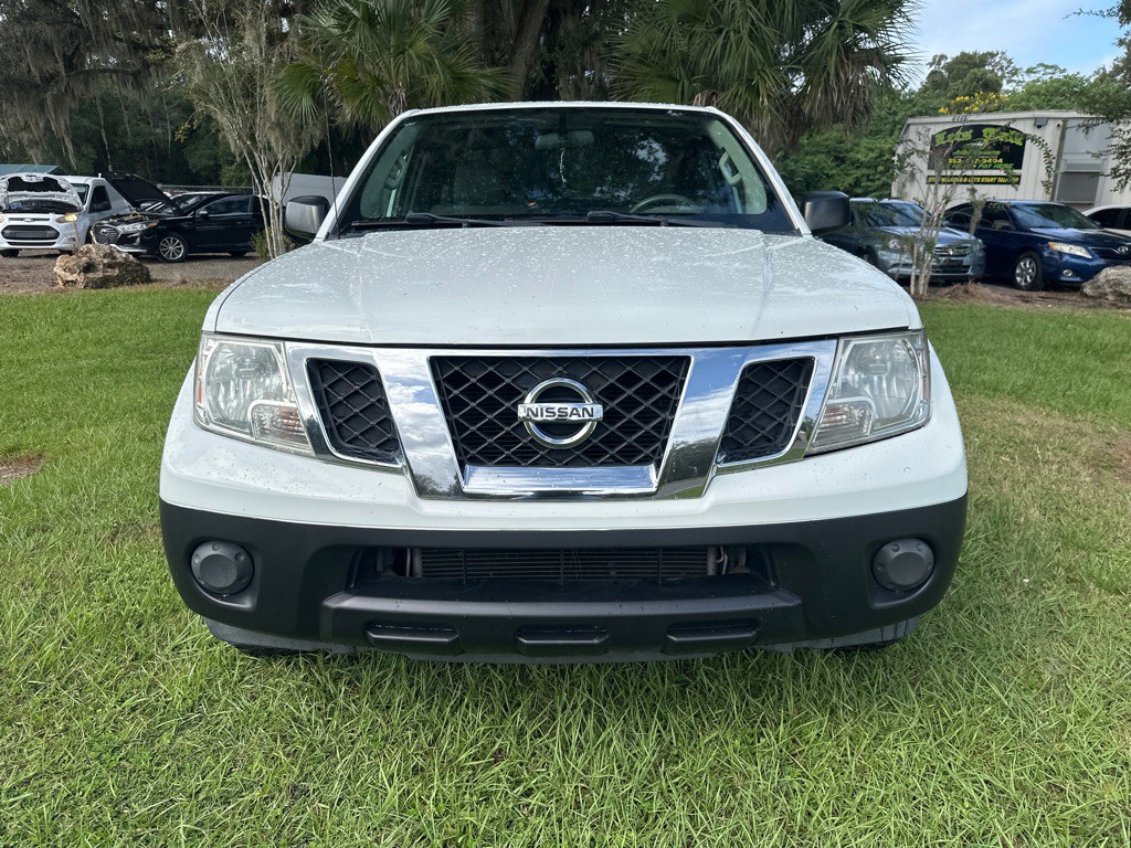 2014 Nissan Frontier Image 1
