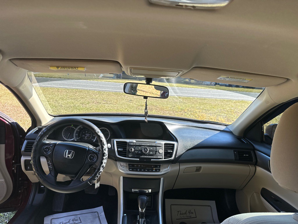 2015 Honda Accord Image 8