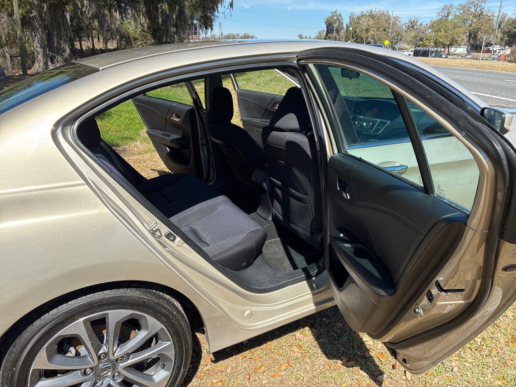 2014 Honda Accord Image 11