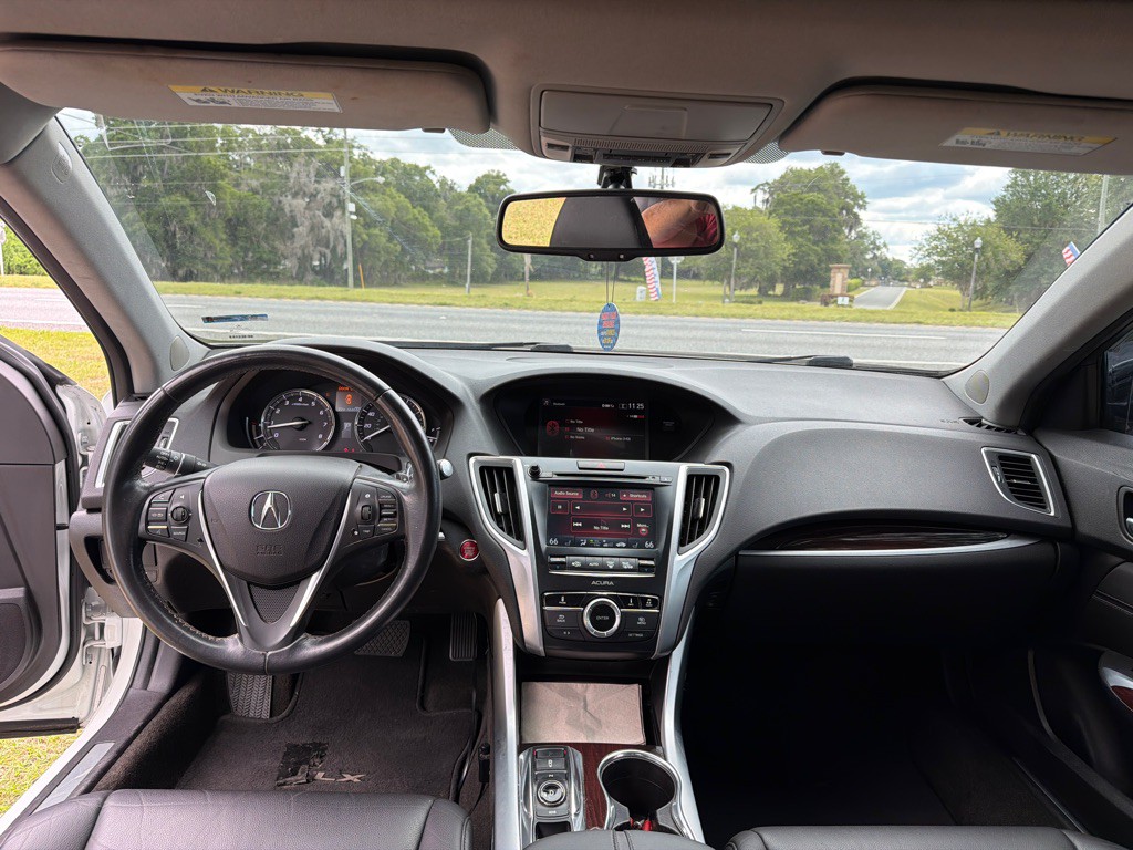 2017 Acura TL Image 9