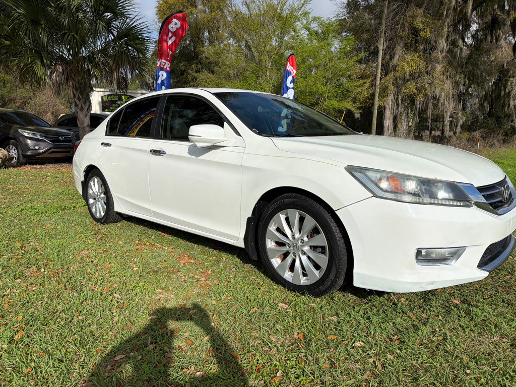 2015 Honda Accord Image 2