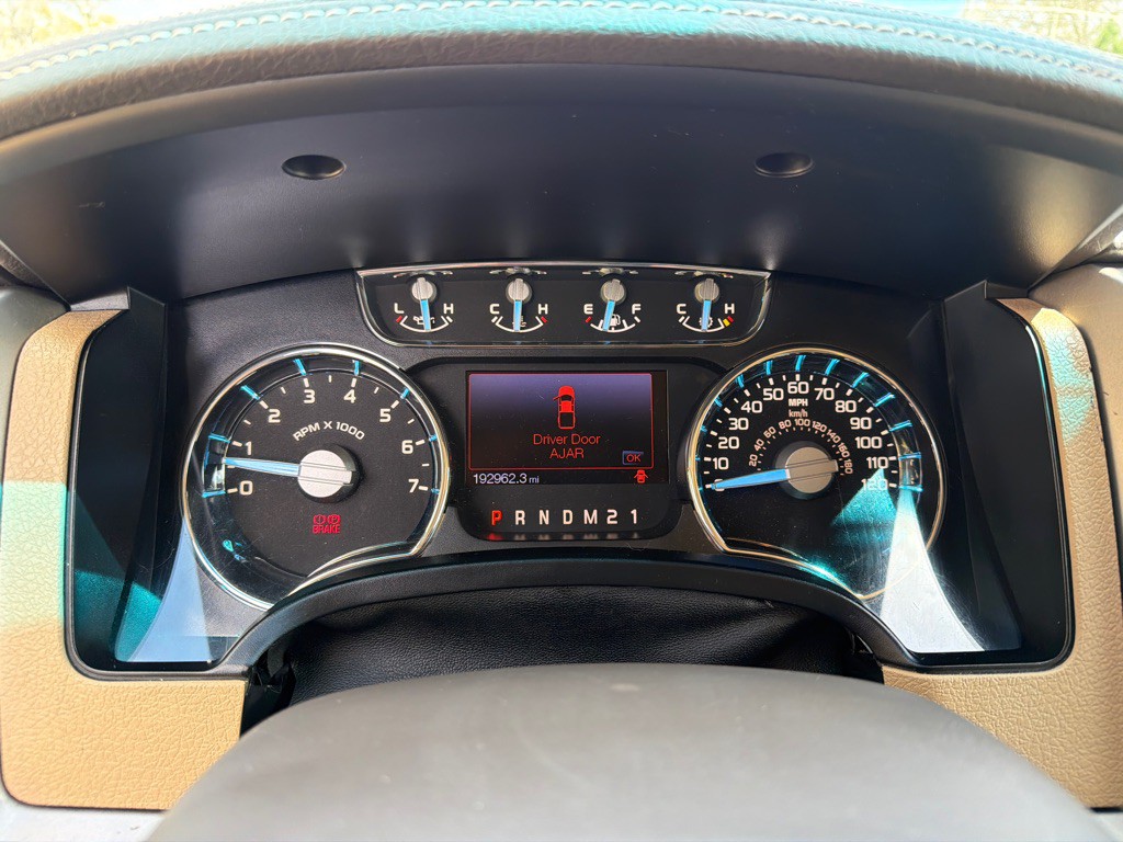 2012 Ford F-150 Image 10