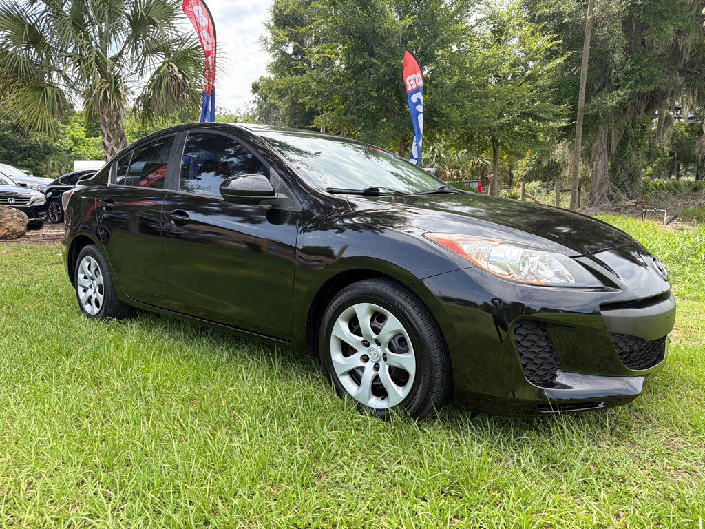 2012 Mazda Mazda3 Image 2